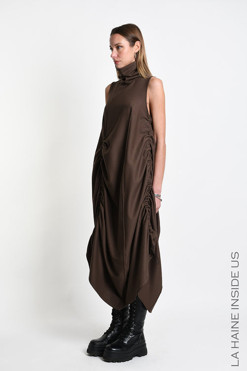 LH  W5442 DRESS Sleeveless Oversized in Flowing Viscose Blend Brown