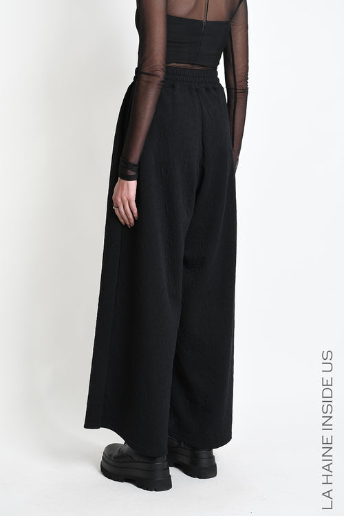 LH W5451 TROUSERS Flared Palazzo in Embossed Stretch Fleece Black