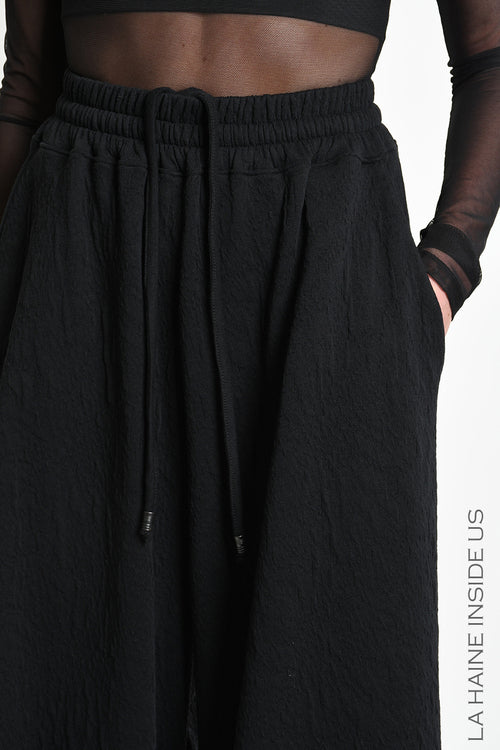 LH W5451 TROUSERS Flared Palazzo in Embossed Stretch Fleece Black