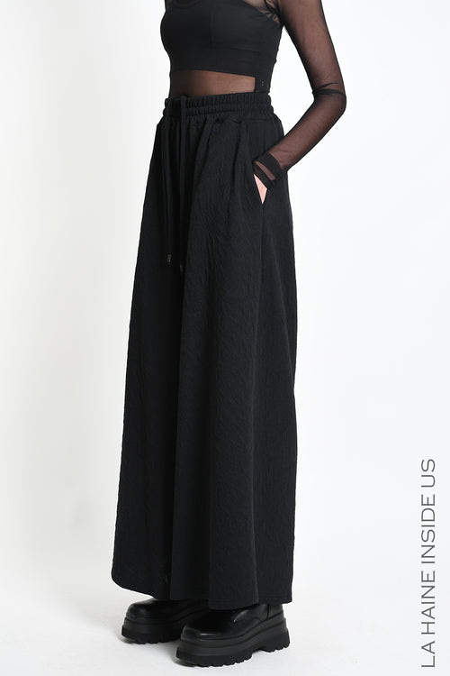 LH W5451 TROUSERS Flared Palazzo in Embossed Stretch Fleece Black