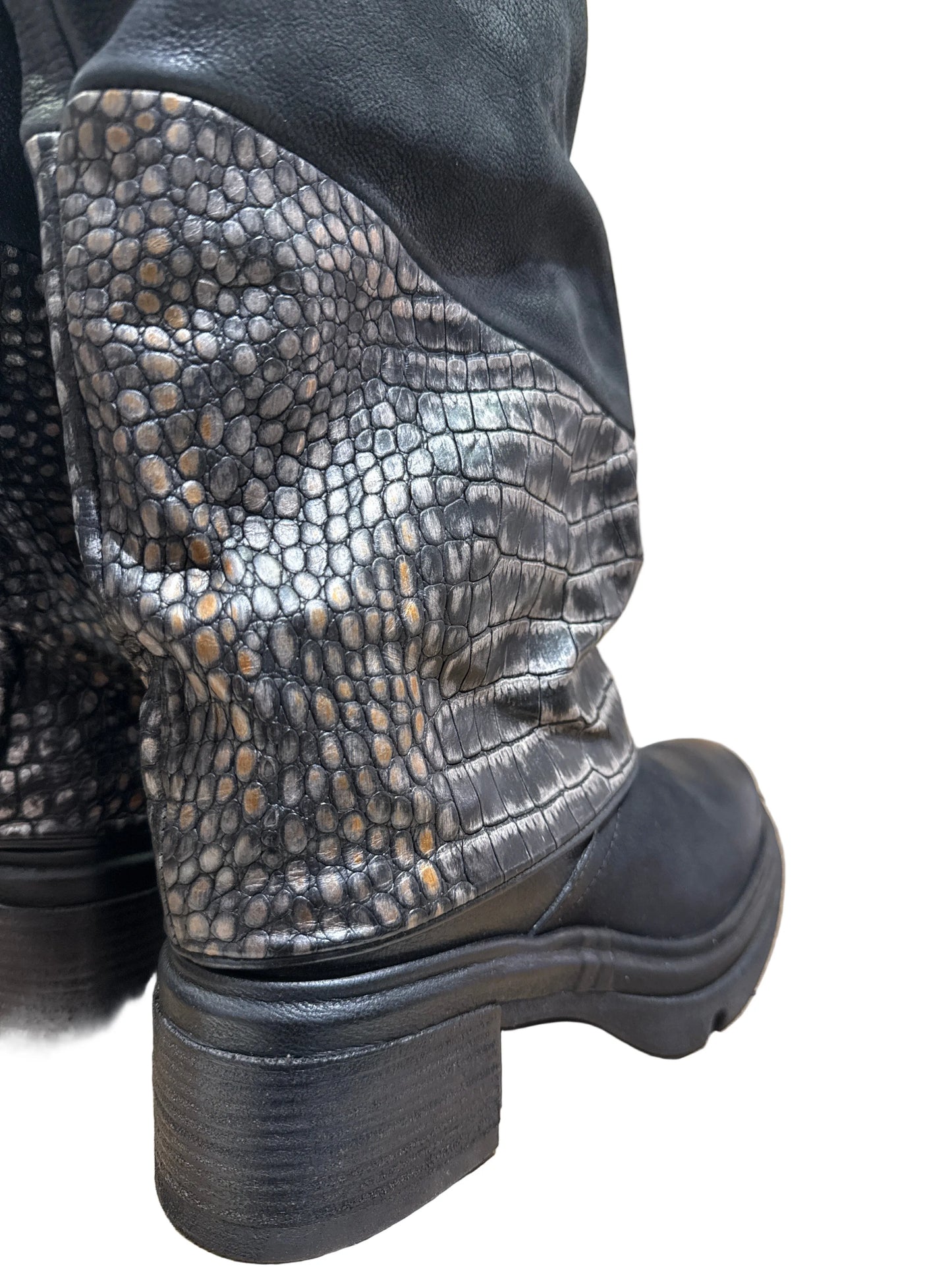 AS98 A89326 Stivale Alto