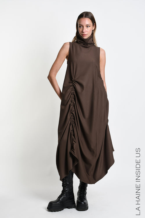 LH  W5442 DRESS Sleeveless Oversized in Flowing Viscose Blend Brown