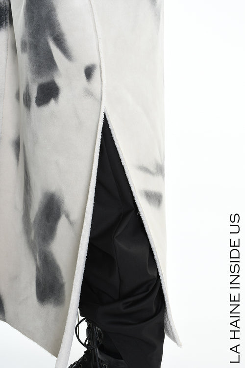 LH W5169 COAT Sleeveless Faux Sheepskin Dyed Printed UNISEX D White