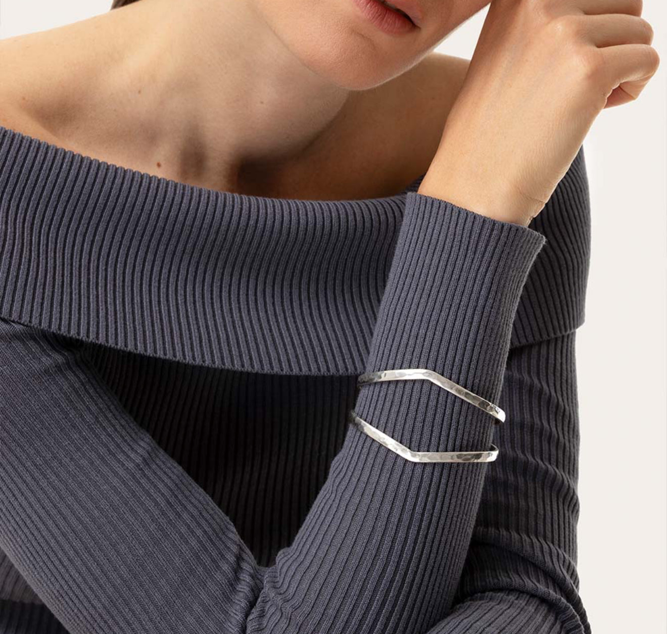 Vestopazzo Lo10205 bangle aperto due linee