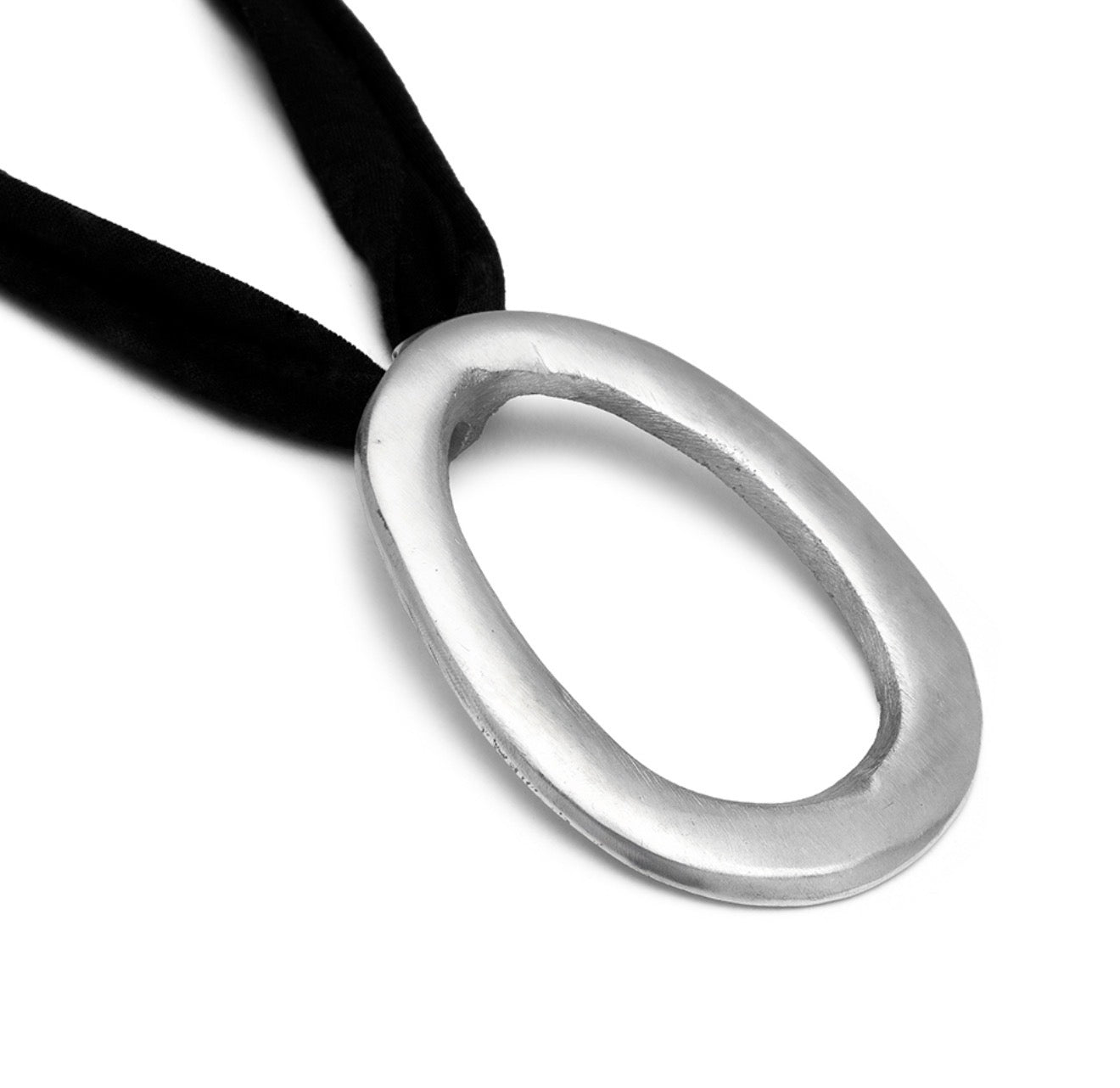 Vestopazzo al12091 collana cravatta ovale