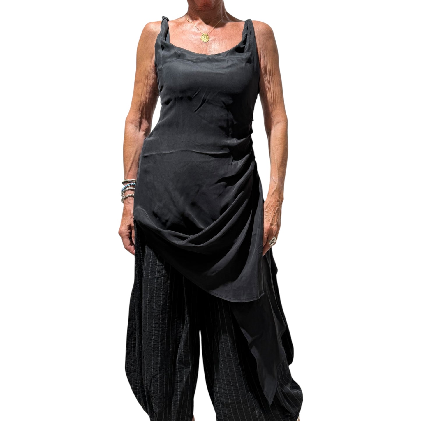 Provocation 01 Abito