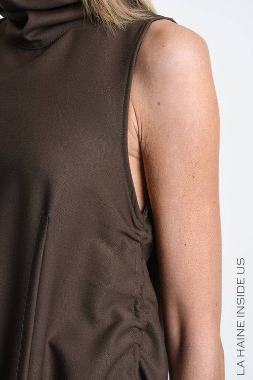 LH  W5442 DRESS Sleeveless Oversized in Flowing Viscose Blend Brown