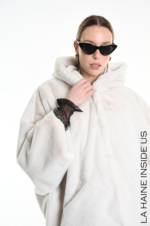 LH W5173 SPORT JACKET Over Faux Fur Lined White