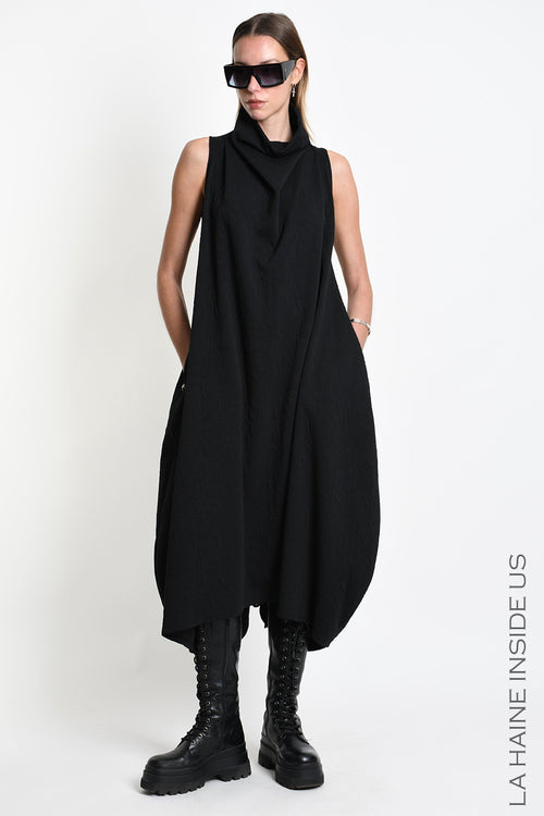 LH W5448 DRESS Sleeveless Oversized in Embossed Stretch Fleece Black