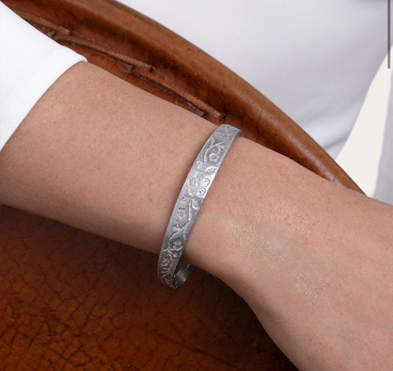 Vestopazzo Al00184 bracciale rigido